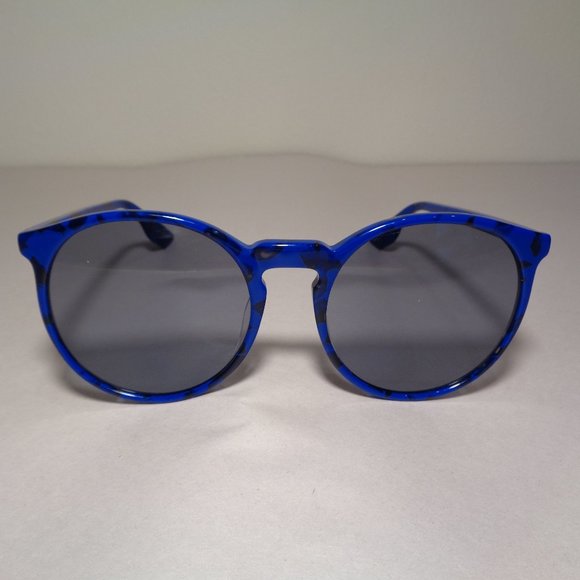 McQ by Alexander McQueen MQ0038SA New Women\'s Sunglasses main image 4